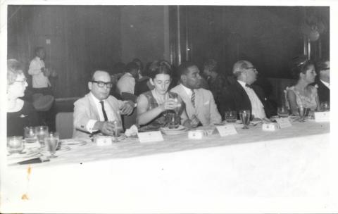 Rosa Bosch y Manuel Zapata Olivella durante un evento en el Club Cartagena (Bolívar), octubre 14 de 1966. 