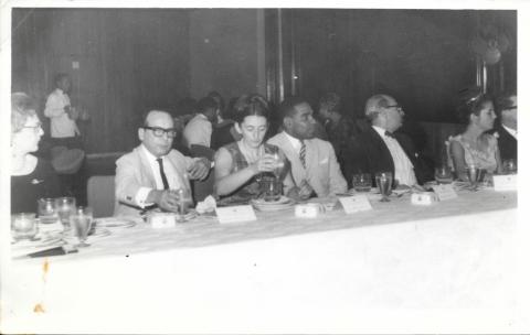 Rosa Bosch y Manuel Zapata Olivella durante un evento en el Club Cartagena (Bolívar), octubre 14 de 1966.