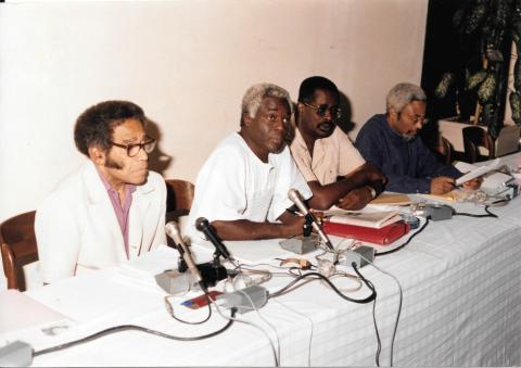 Manuel Zapata Olivella y Carlos Moore (historiador y lider social cubano, defensor de los derechos cíviles de las comunidades afroamericanas) 